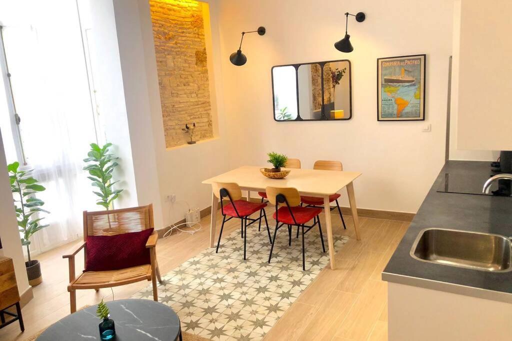 Gatu Premium Libertad, Preferente Mayores De 25 Anos Y Familias Apartamento